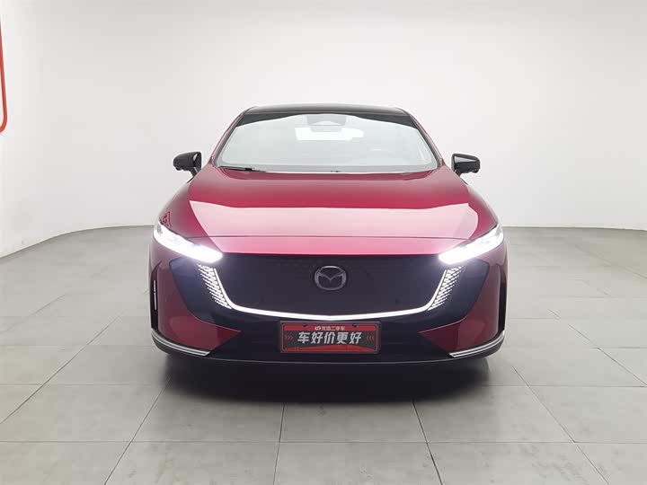 Фото 3 - Mazda EZ-6