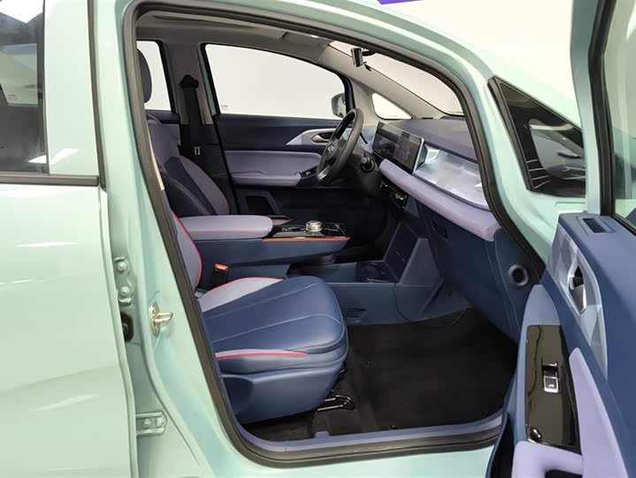 Фото 8 - Geely Geometry E Firefly