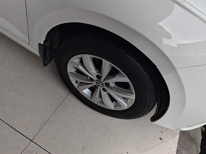 Фото 6 - Volkswagen Polo