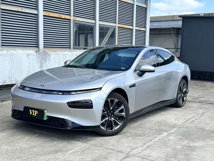 Фото 1 - XPeng P7