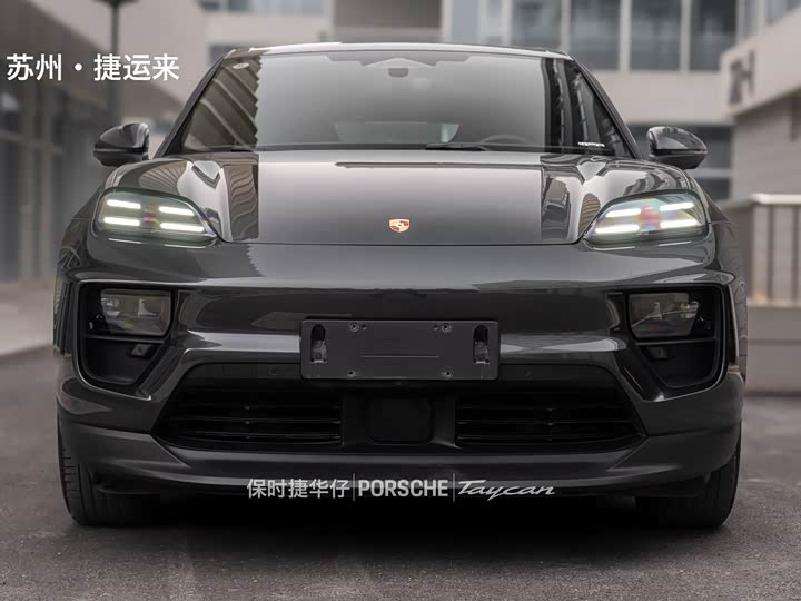 Фото 8 - Porsche Macan EV