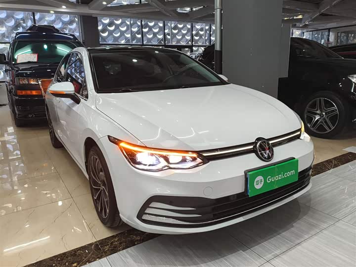 Фото 4 - Volkswagen Golf