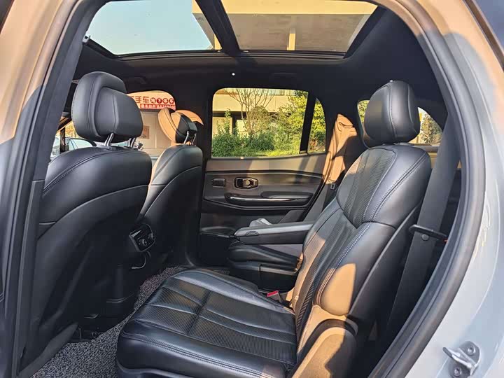 Фото 5 - Nio ES8