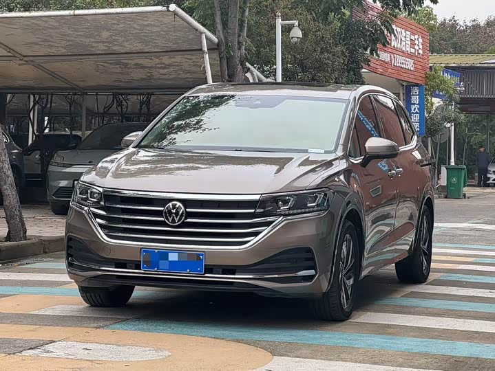 Фото 1 - Volkswagen Viloran