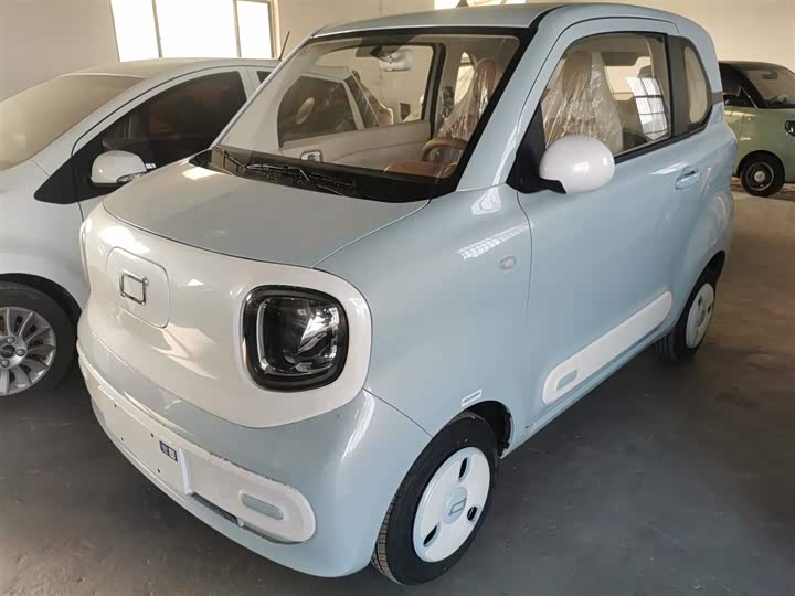 Фото 2 - Bestune Pony