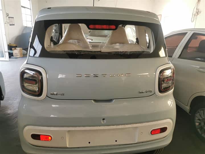 Фото 6 - Bestune Pony