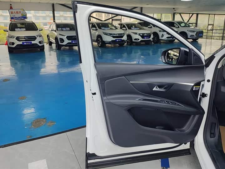 Фото 7 - Peugeot 4008