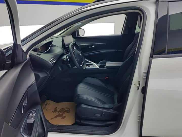 Фото 9 - Peugeot 4008