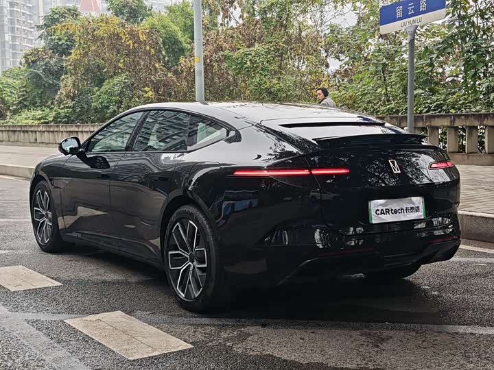 Фото 4 - Avatr 12