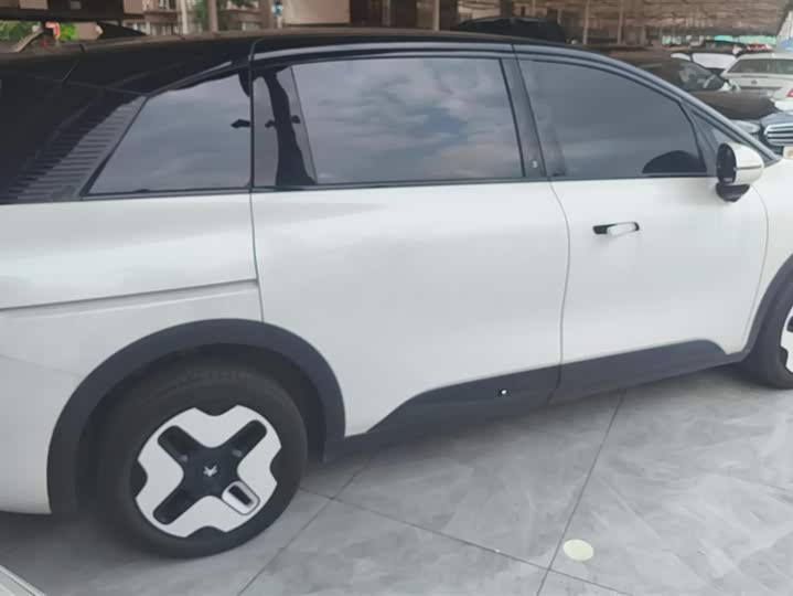 Фото 3 - BAIC Arcfox Kaola