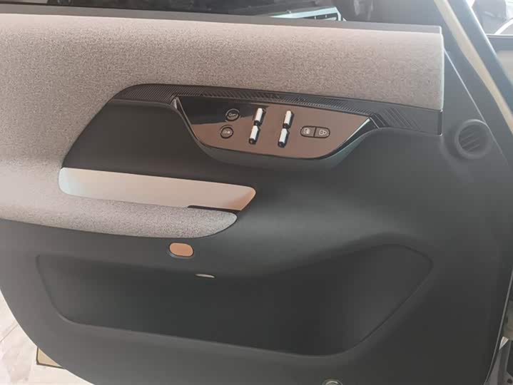 Фото 7 - BAIC Arcfox Kaola