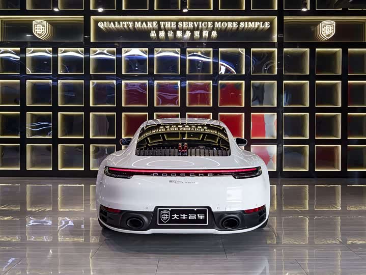 Фото 5 - Porsche 911