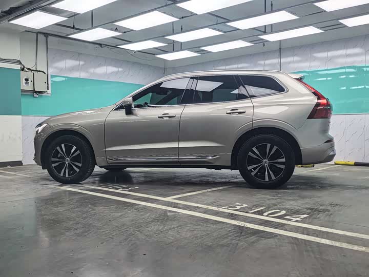 Фото 5 - Volvo XC60