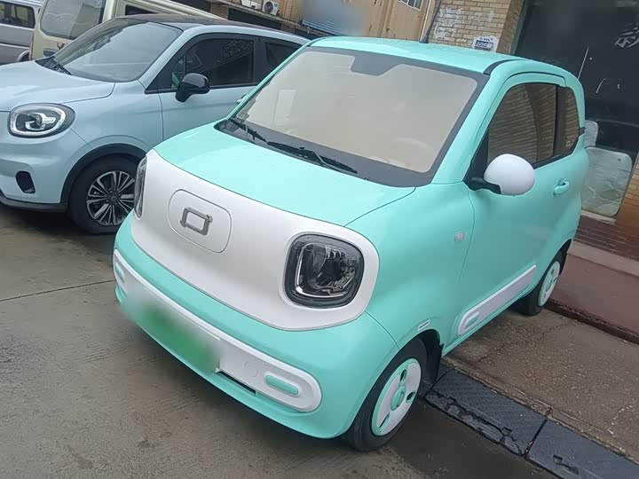 Фото 1 - Bestune Pony