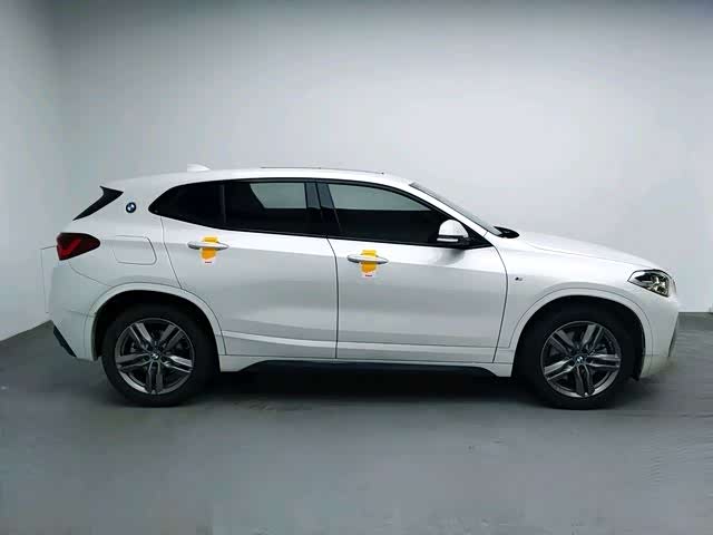 Фото 3 - BMW X2