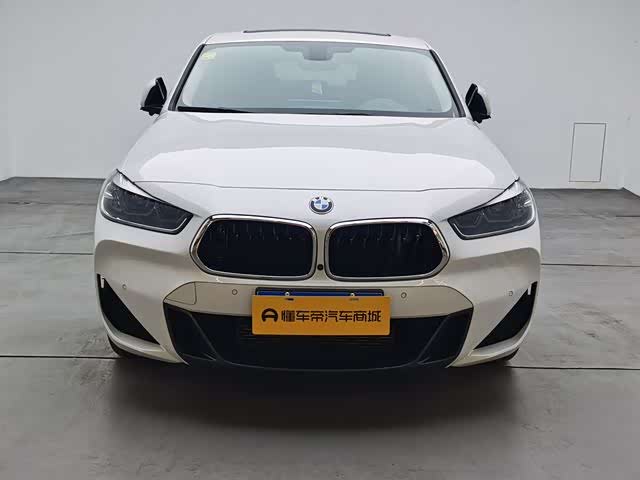 Фото 8 - BMW X2