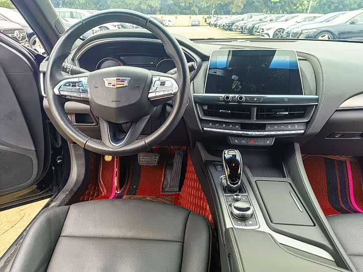 Фото 8 - Cadillac CT5