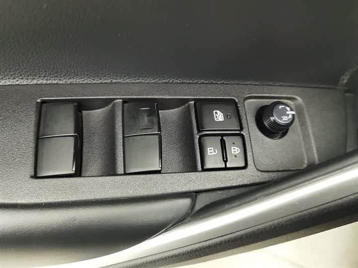 Фото 9 - Toyota Frontlander