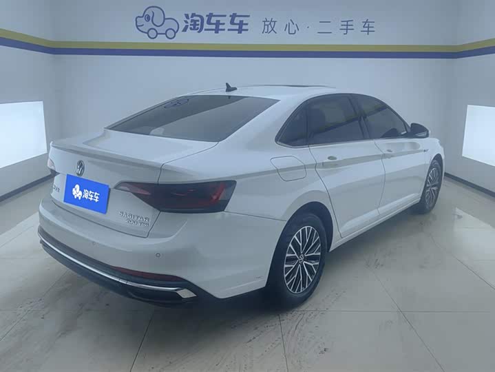 Фото 3 - Volkswagen Sagitar L