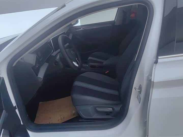 Фото 9 - Volkswagen Sagitar L