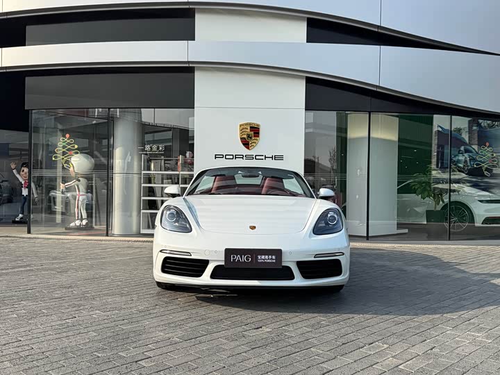 Фото 2 - Porsche 718