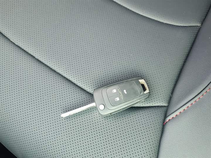 Фото 9 - Chevrolet Monza