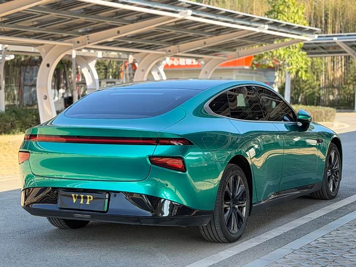 Фото 4 - XPeng P7