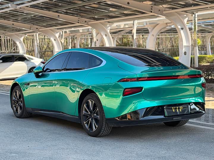 Фото 6 - XPeng P7