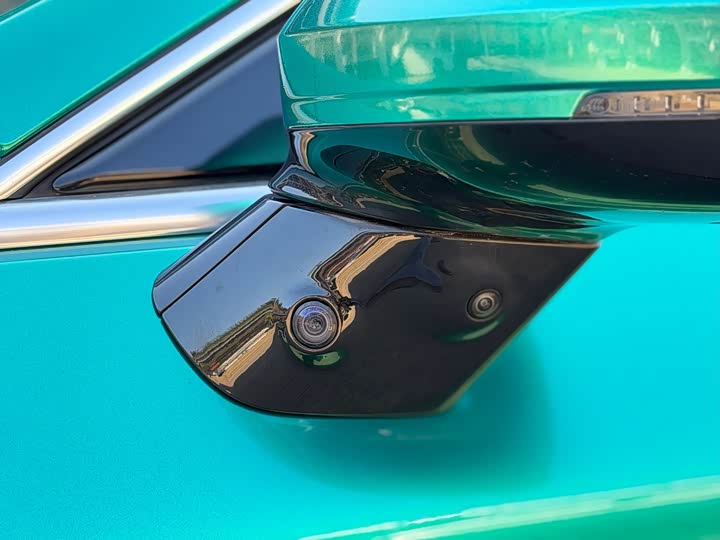 Фото 8 - XPeng P7