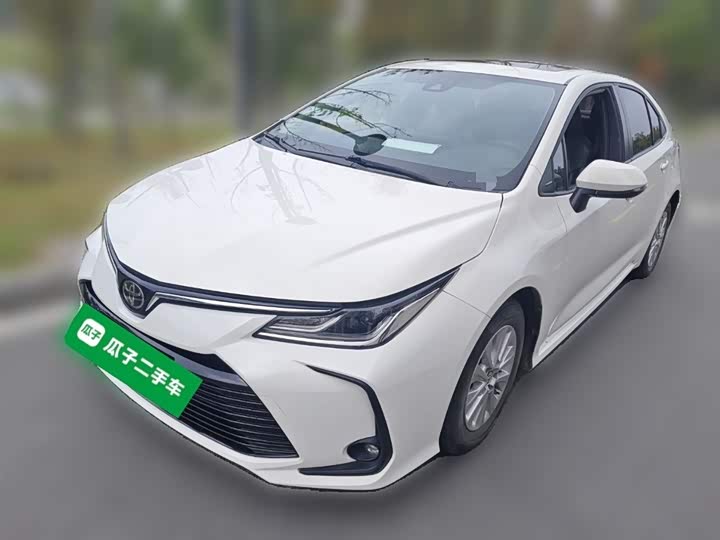 Фото 1 - Toyota Corolla