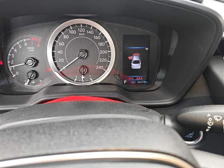 Фото 5 - Toyota Corolla