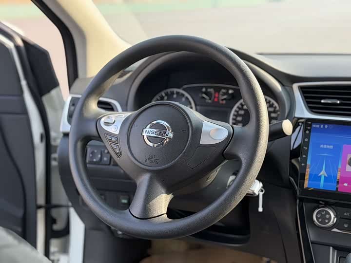 Фото 6 - Nissan Sylphy