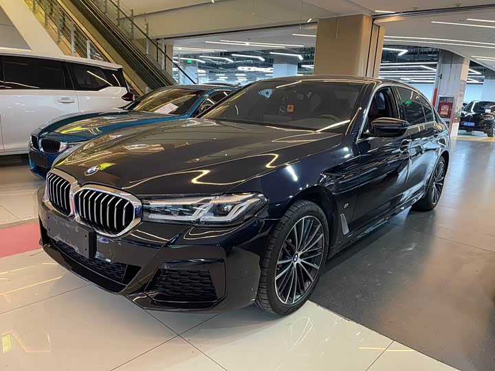 Фото 1 - BMW 5 Series