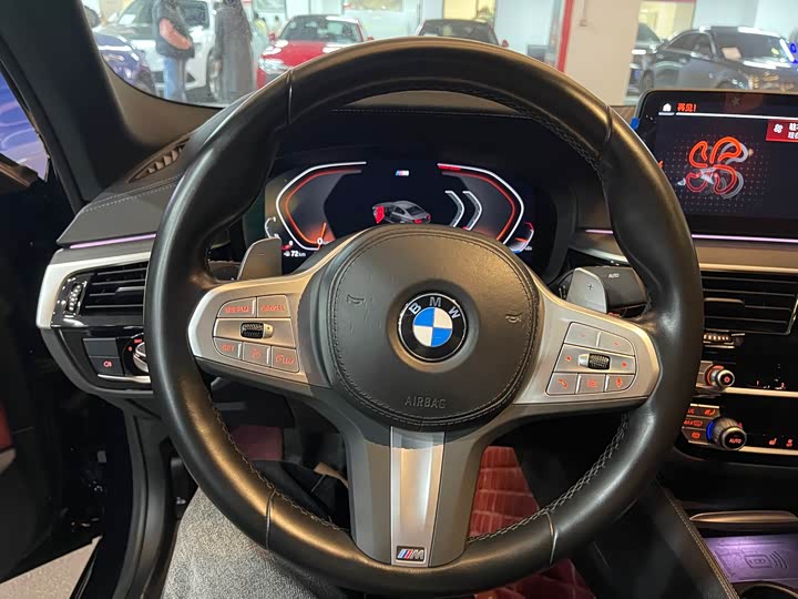 Фото 7 - BMW 5 Series