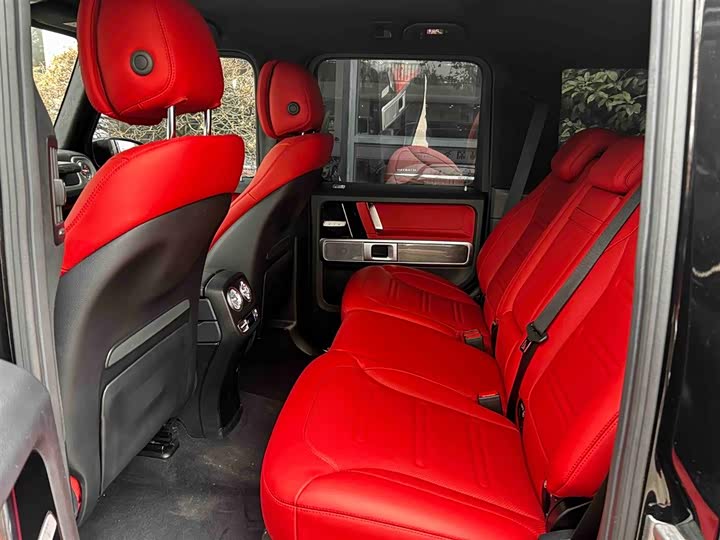 Фото 6 - Mercedes-Benz G-Class