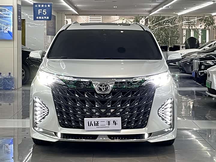 Фото 3 - Toyota Sienna