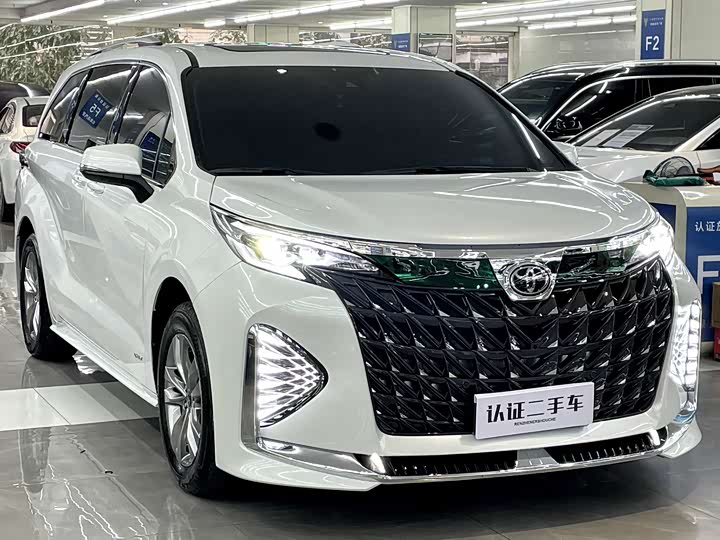 Фото 4 - Toyota Sienna