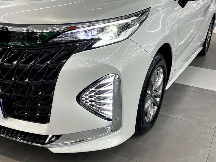 Фото 5 - Toyota Sienna