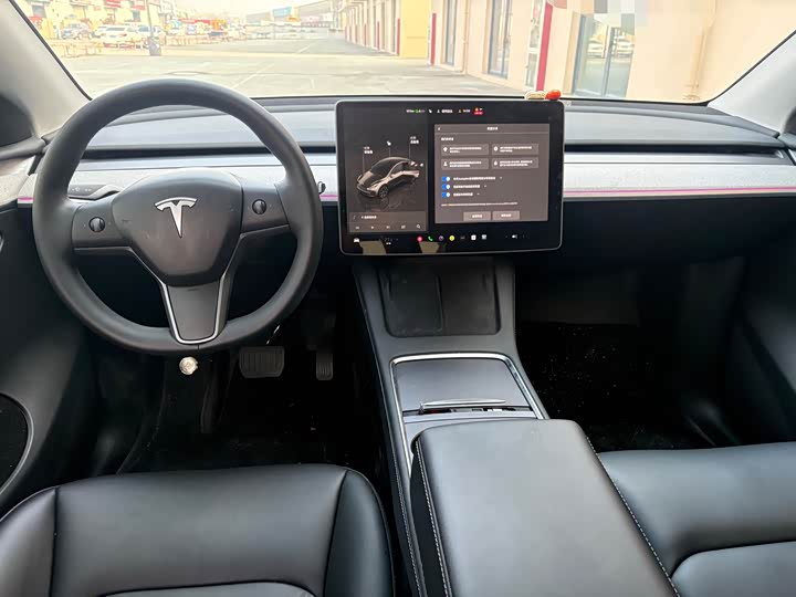 Фото 4 - Tesla Model Y