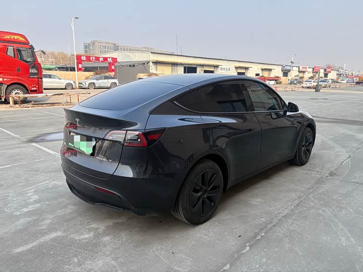Фото 7 - Tesla Model Y