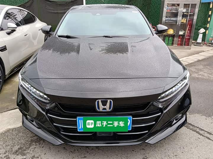 Фото 3 - Honda Accord