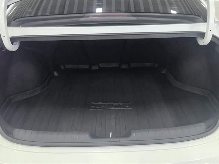 Фото 4 - Hyundai Elantra N line