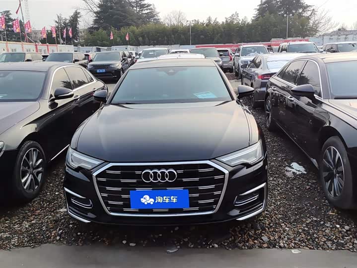 Фото 2 - Audi A6L