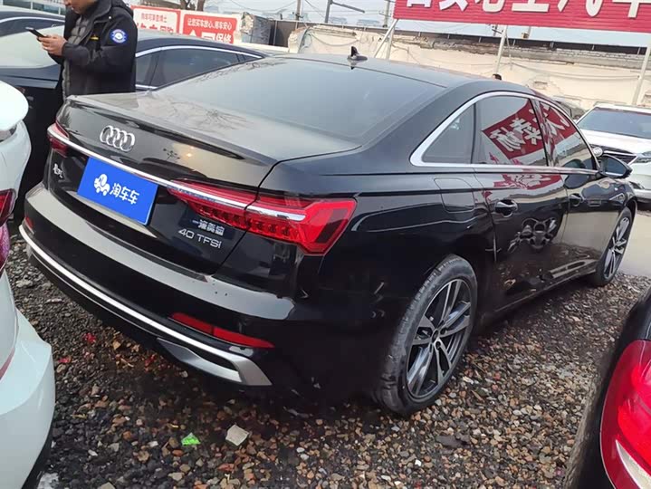 Фото 3 - Audi A6L