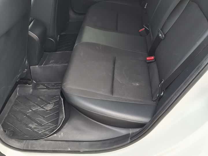 Фото 9 - Honda Civic