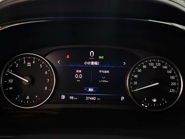 Фото 8 - Buick GL8 ES