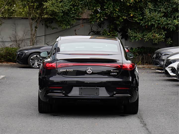 Фото 6 - Mercedes-Benz EQE