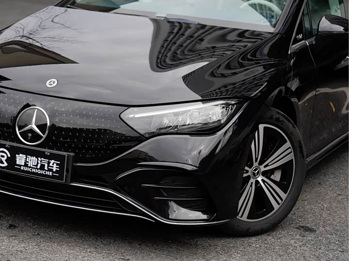 Фото 8 - Mercedes-Benz EQE