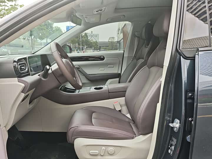 Фото 5 - Leapmotor C11