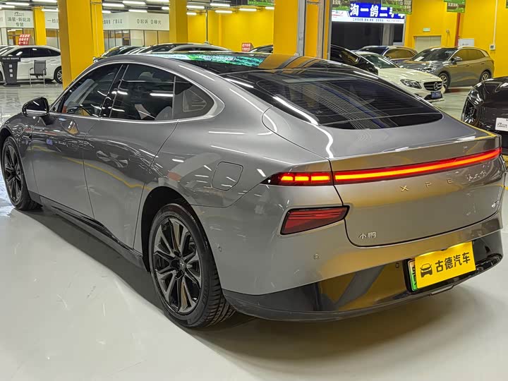 Фото 7 - XPeng P7